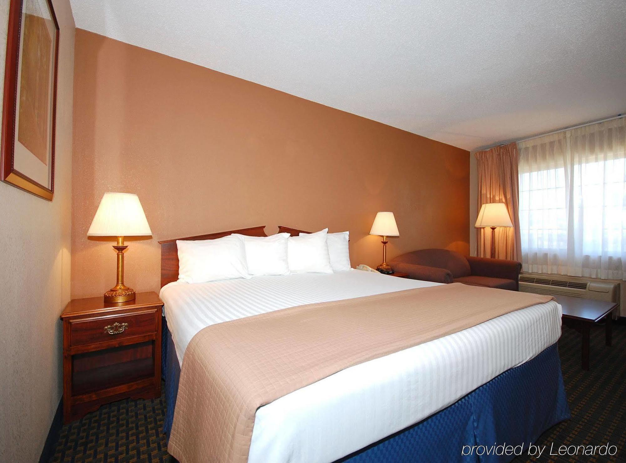 Magnuson Hotel Red Baron Garden City Dış mekan fotoğraf